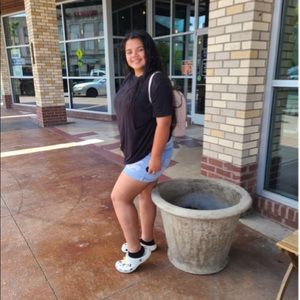 Meet your Posher, Lori